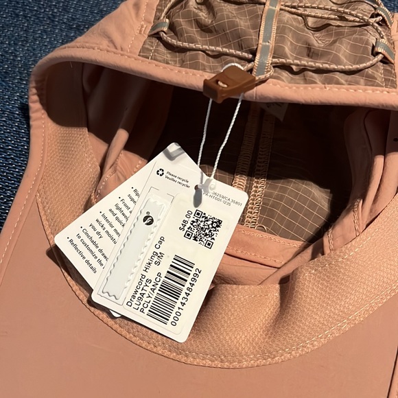 Lululemon Drawstring Cap - Picture 8 of 9